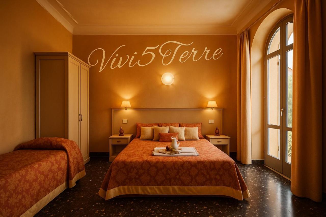 Vivi 5 Terre Hotel La Spezia Exterior photo